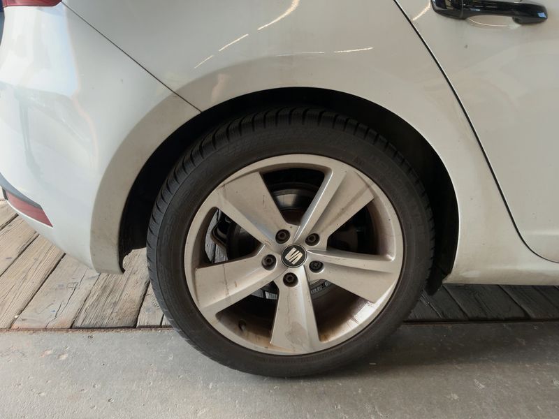 Seat Leon 2.0 TDI FR 2015 – снимка 9