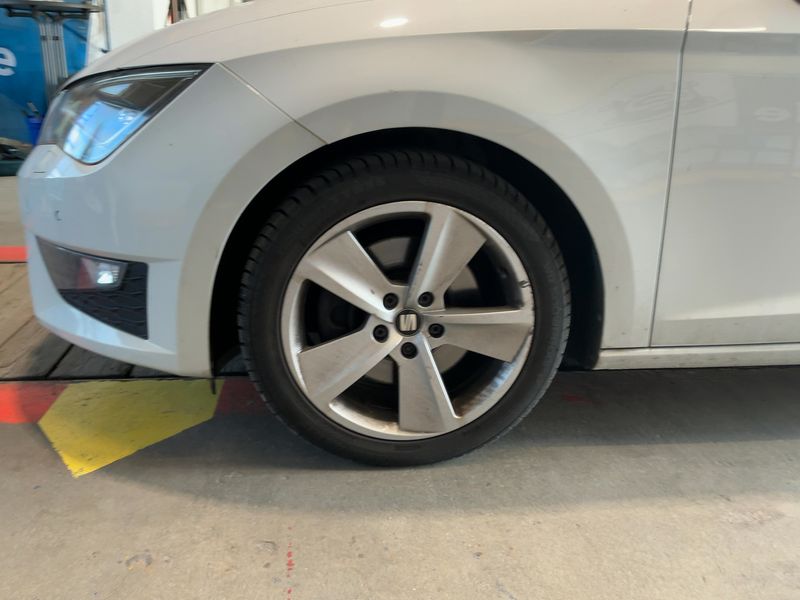 Seat Leon 2.0 TDI FR 2015 – снимка 3