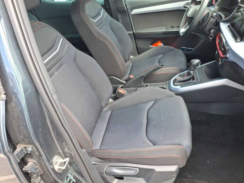 Seat Arona 1.0 TSI FR — zdjęcie 10