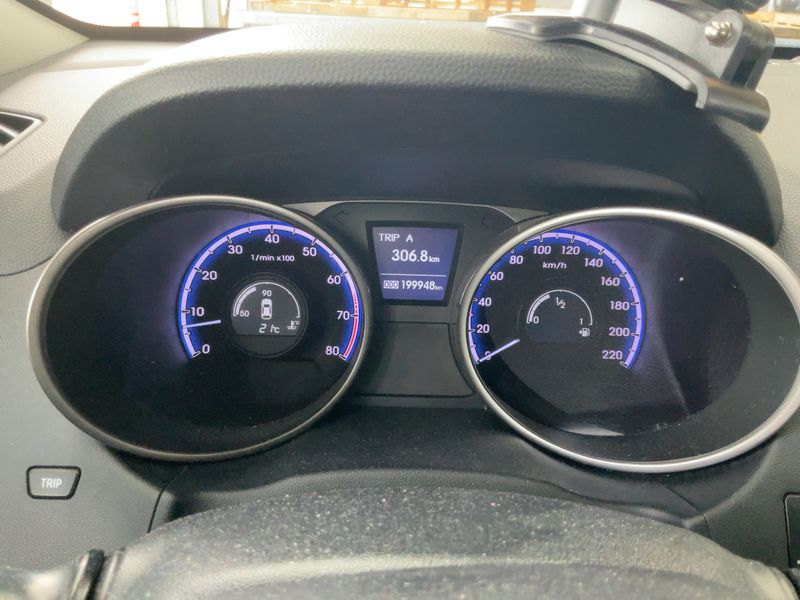 Hyundai ix35 2.0 Style 2WD — zdjęcie 13