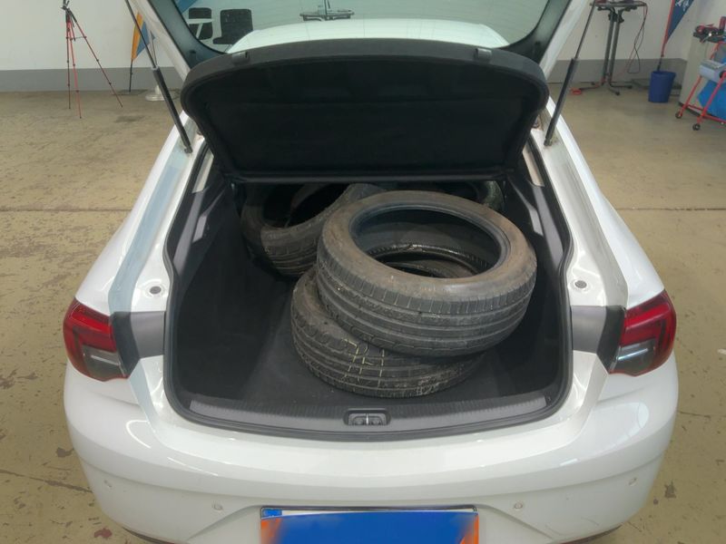 Opel Insignia Grand Sport 1.6 CDTI DPF Edition — zdjęcie 10