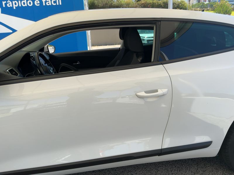 Volkswagen Scirocco 1.4 TSI — zdjęcie 4