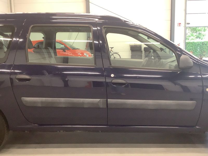 Dacia Logan MCV 1.6 Ambiance — zdjęcie 7