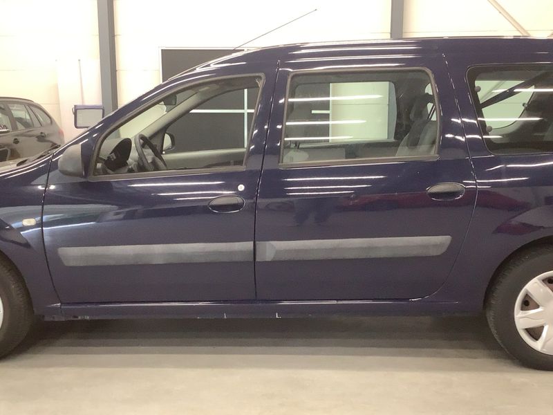 Dacia Logan MCV 1.6 Ambiance — zdjęcie 4