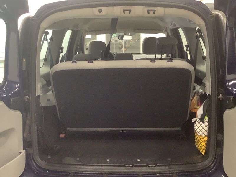 Dacia Logan MCV 1.6 Ambiance — zdjęcie 10
