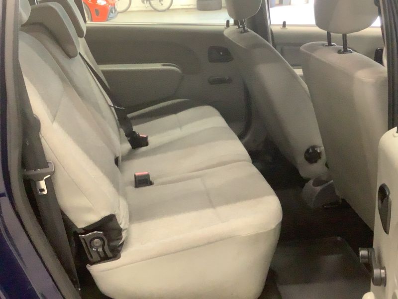 Dacia Logan MCV 1.6 Ambiance — zdjęcie 14