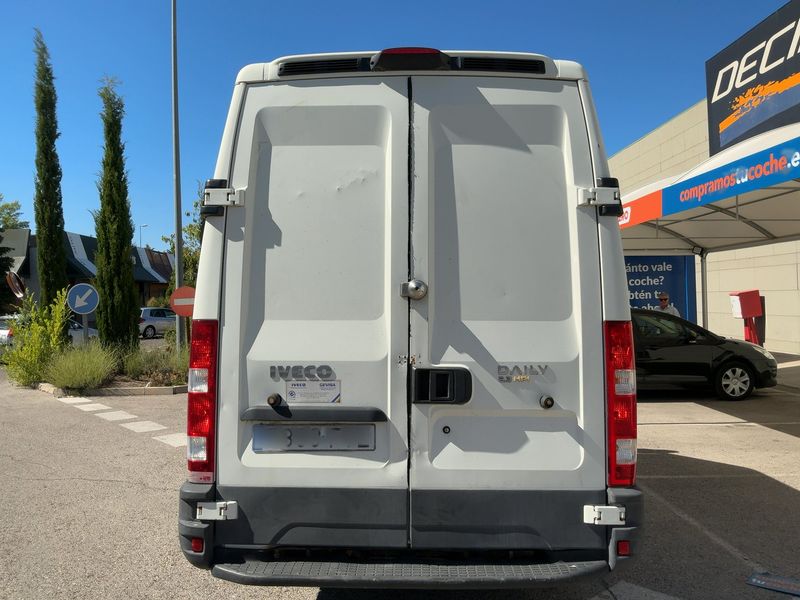 Iveco Daily 2.3 Diesel HKa 29 L Radstand 3000L — zdjęcie 5