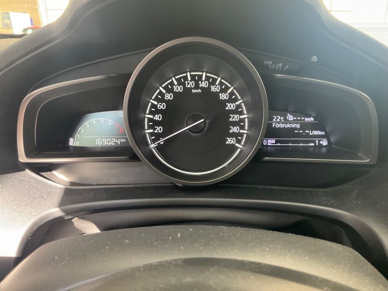 Mazda 3 2.0 Center-Line — zdjęcie 13