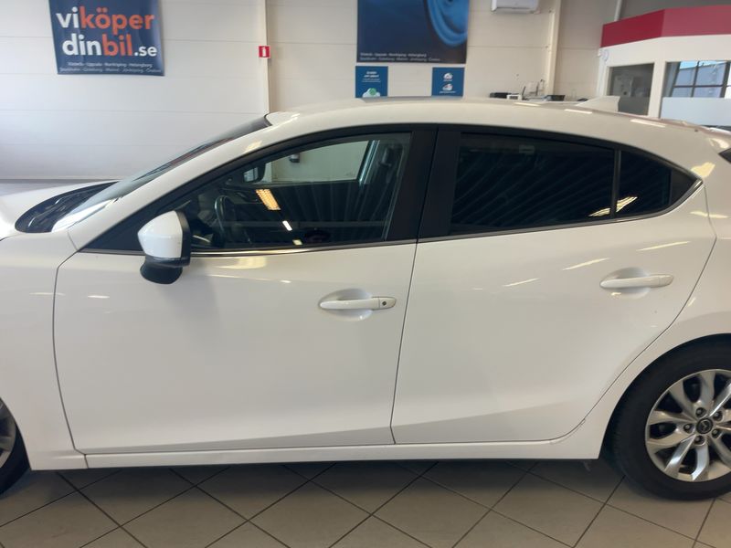 Mazda 3 2.0 Center-Line — zdjęcie 4