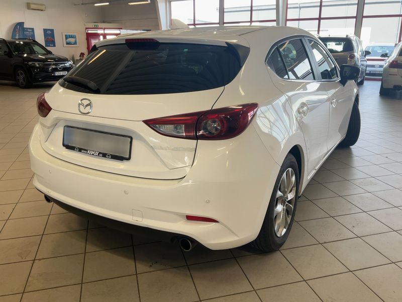 Mazda 3 2.0 Center-Line — zdjęcie 6