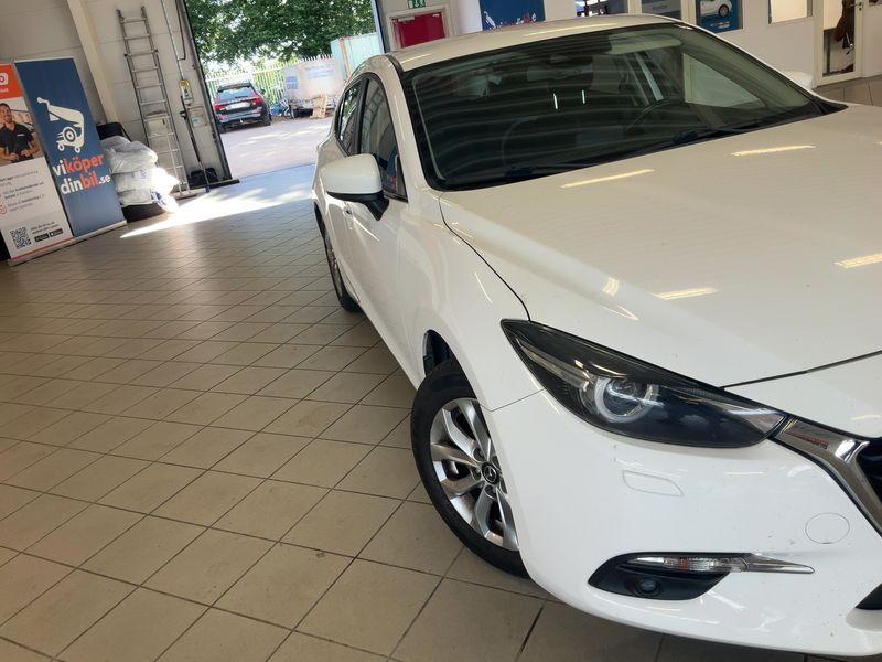 Mazda 3 2.0 Center-Line — zdjęcie 8