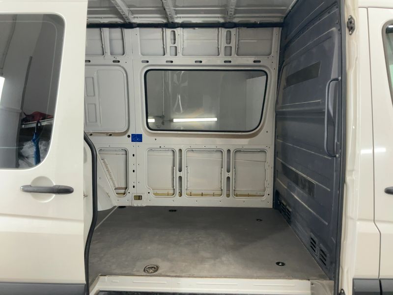 Volkswagen Crafter 2.0 TDI Kasten 35 mittlerer Radstand mit Hochdach — zdjęcie 14