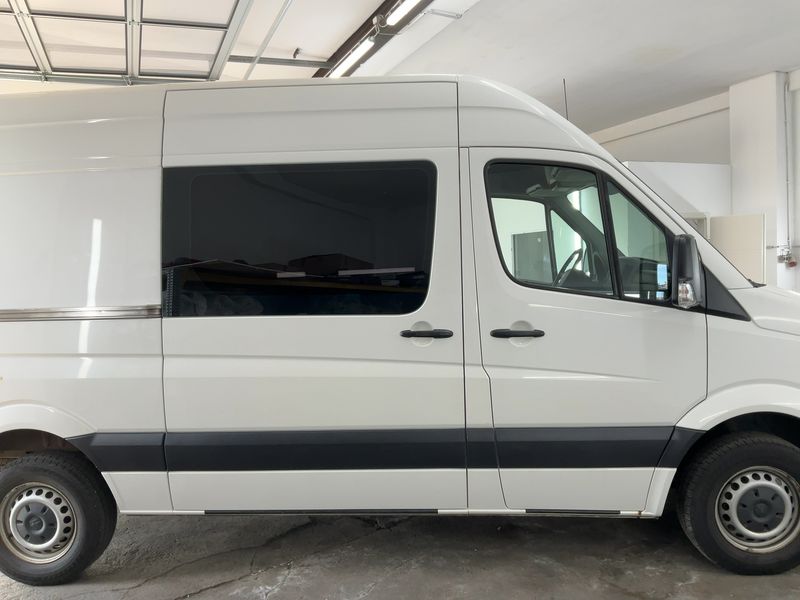 Volkswagen Crafter 2.0 TDI Kasten 35 mittlerer Radstand mit Hochdach — zdjęcie 7