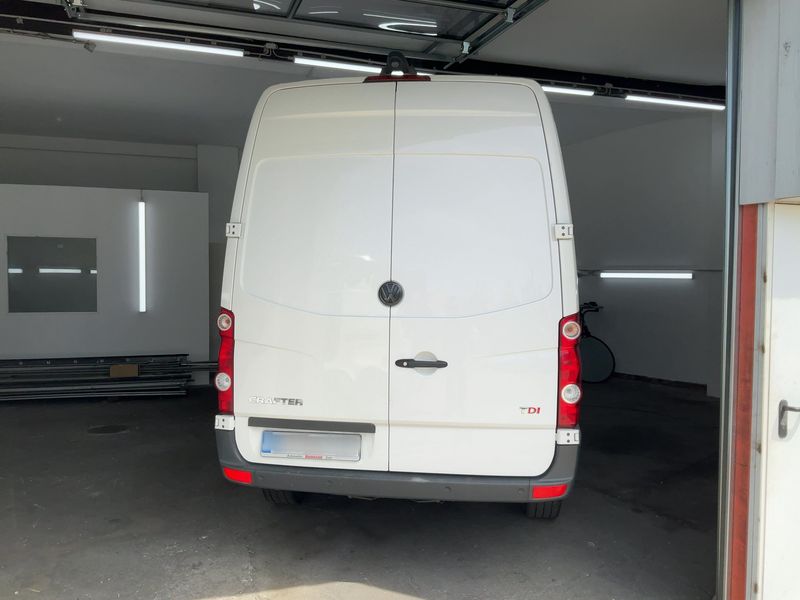 Volkswagen Crafter 2.0 TDI Kasten 35 mittlerer Radstand mit Hochdach — zdjęcie 5