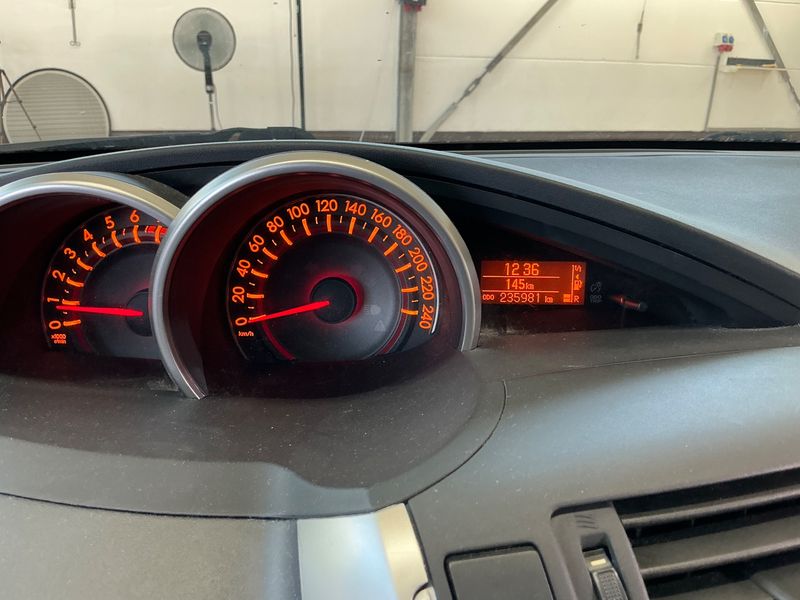 Toyota Verso 1.8 Travel — zdjęcie 4