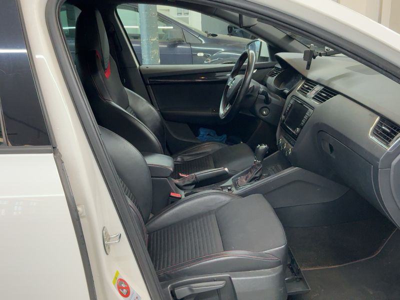Skoda Octavia 2.0 TDI RS 2014 – снимка 17