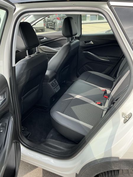 Opel Grandland X 1.6 Turbo INNOVATION — zdjęcie 14