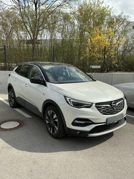 Opel Grandland X 1.6 Turbo INNOVATION — zdjęcie 8