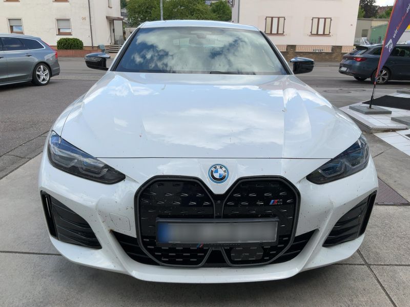 BMW i4 M50 Gran Coupe — zdjęcie 9