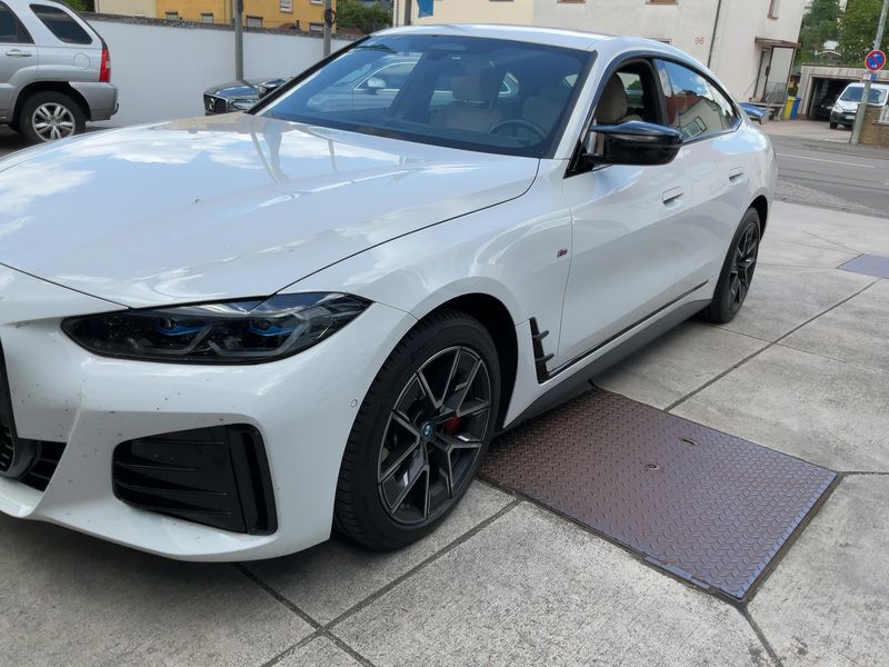 BMW i4 M50 Gran Coupe — zdjęcie 2