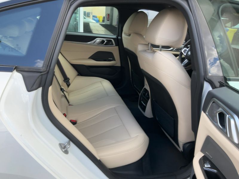 BMW i4 M50 Gran Coupe — zdjęcie 14