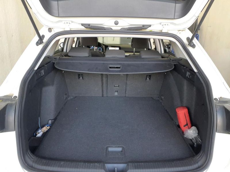 Volkswagen Golf VIII 2.0 TDI Life — zdjęcie 19