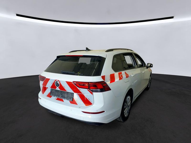 Volkswagen Golf VIII 2.0 TDI Life — zdjęcie 15