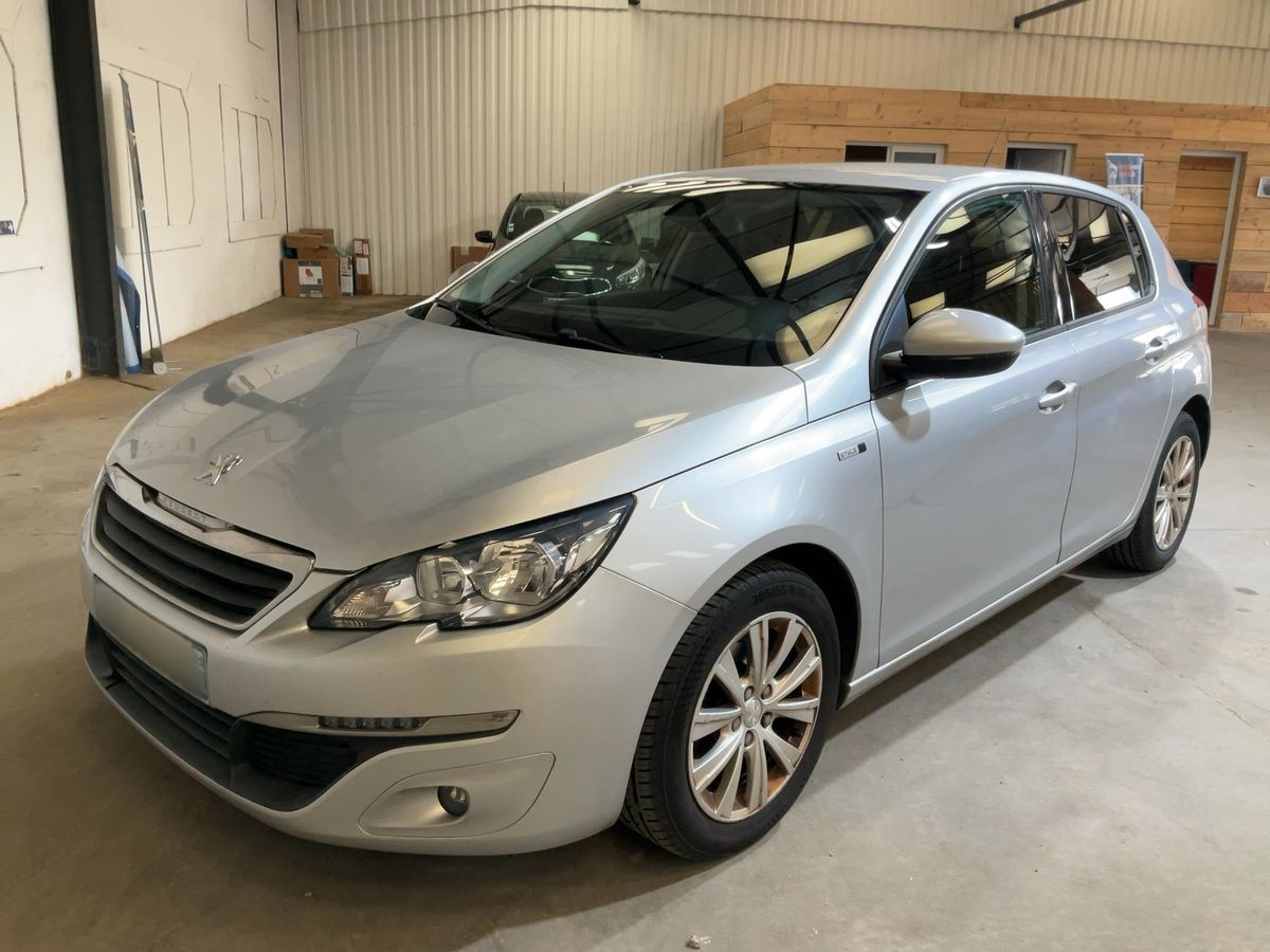 Peugeot 308 2016