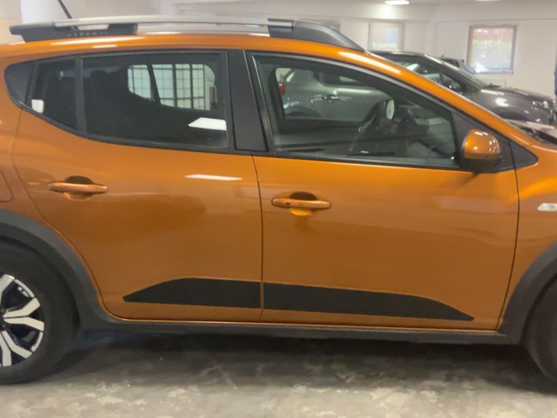 Dacia Sandero 1.0 TCe LPG Stepway Comfort — zdjęcie 7