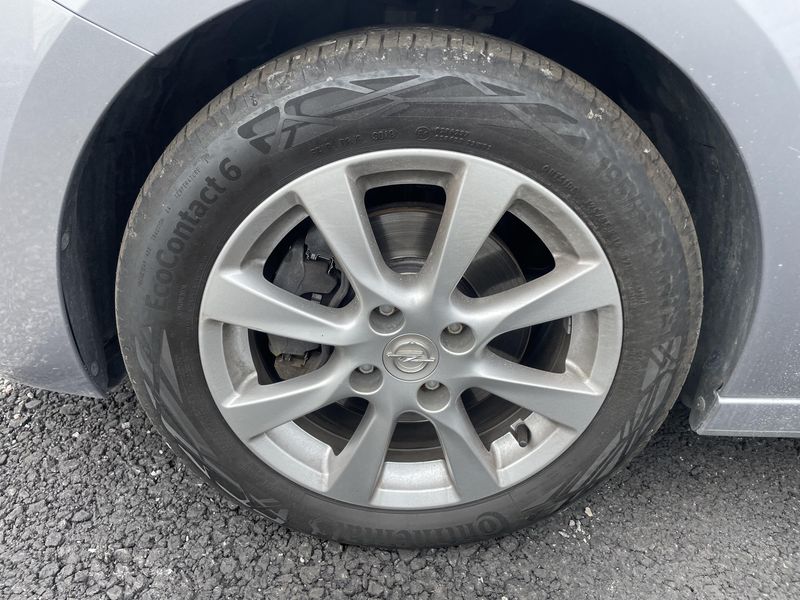 Opel Corsa 1.2 Turbo Elegance 2019 – снимка 3