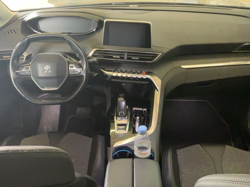 Peugeot 3008 1.2 PureTech Allure — zdjęcie 12