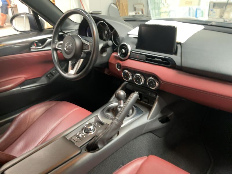 Mazda MX-5 1.5 Skyactiv-G Edition 100 — zdjęcie 12