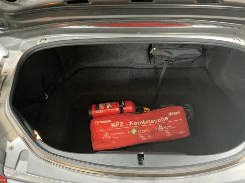 Mazda MX-5 1.5 Skyactiv-G Edition 100 — zdjęcie 10