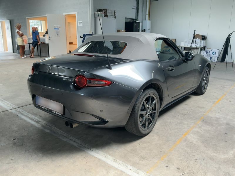 Mazda MX-5 1.5 Skyactiv-G Edition 100 — zdjęcie 6