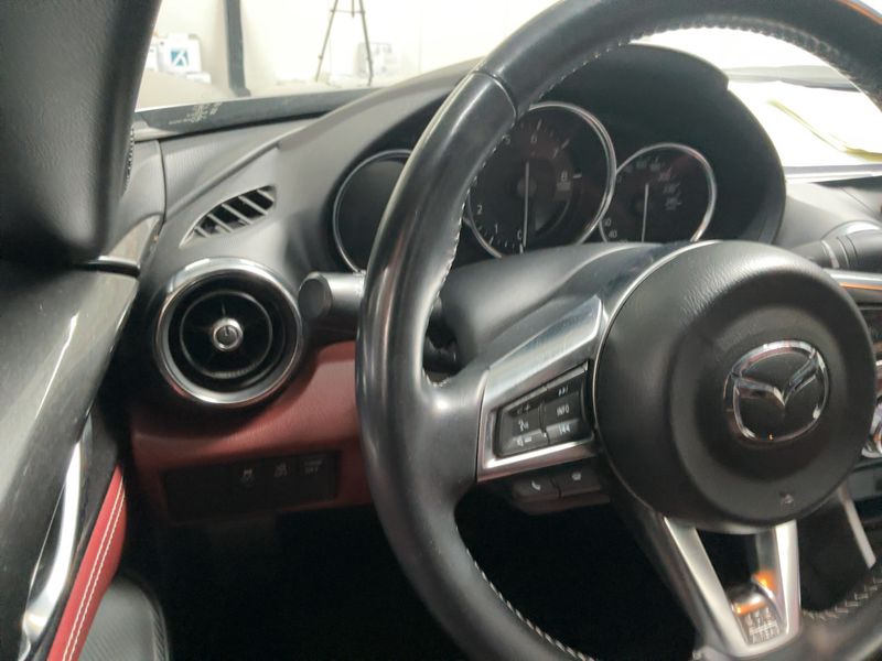 Mazda MX-5 1.5 Skyactiv-G Edition 100 — zdjęcie 13