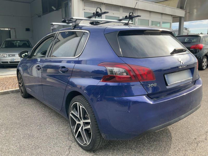 Peugeot 308 1.6 Blue-HDi Allure 2018 – снимка 6