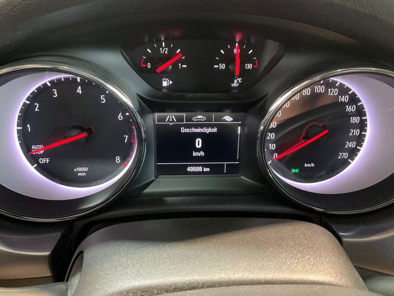 Opel Astra 1.2 Turbo Edition Start/Stop 2021 – снимка 19
