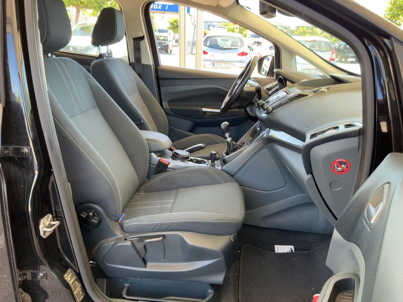 Ford C-Max 1.6 TDCi Titanium — zdjęcie 11