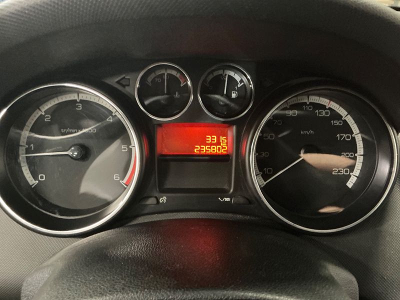 Peugeot 308 1.6 HDi Access — zdjęcie 4