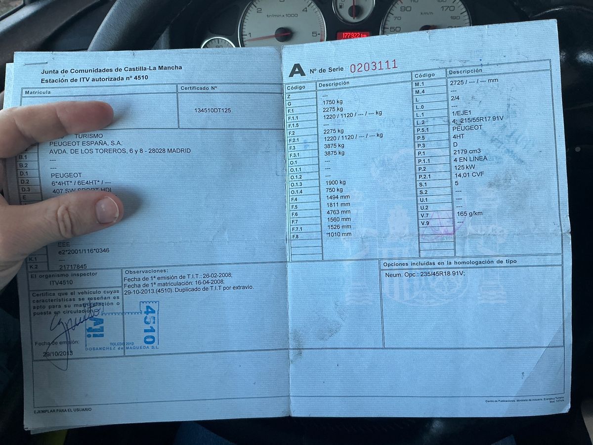 Peugeot 407 2.2 HDi Sport