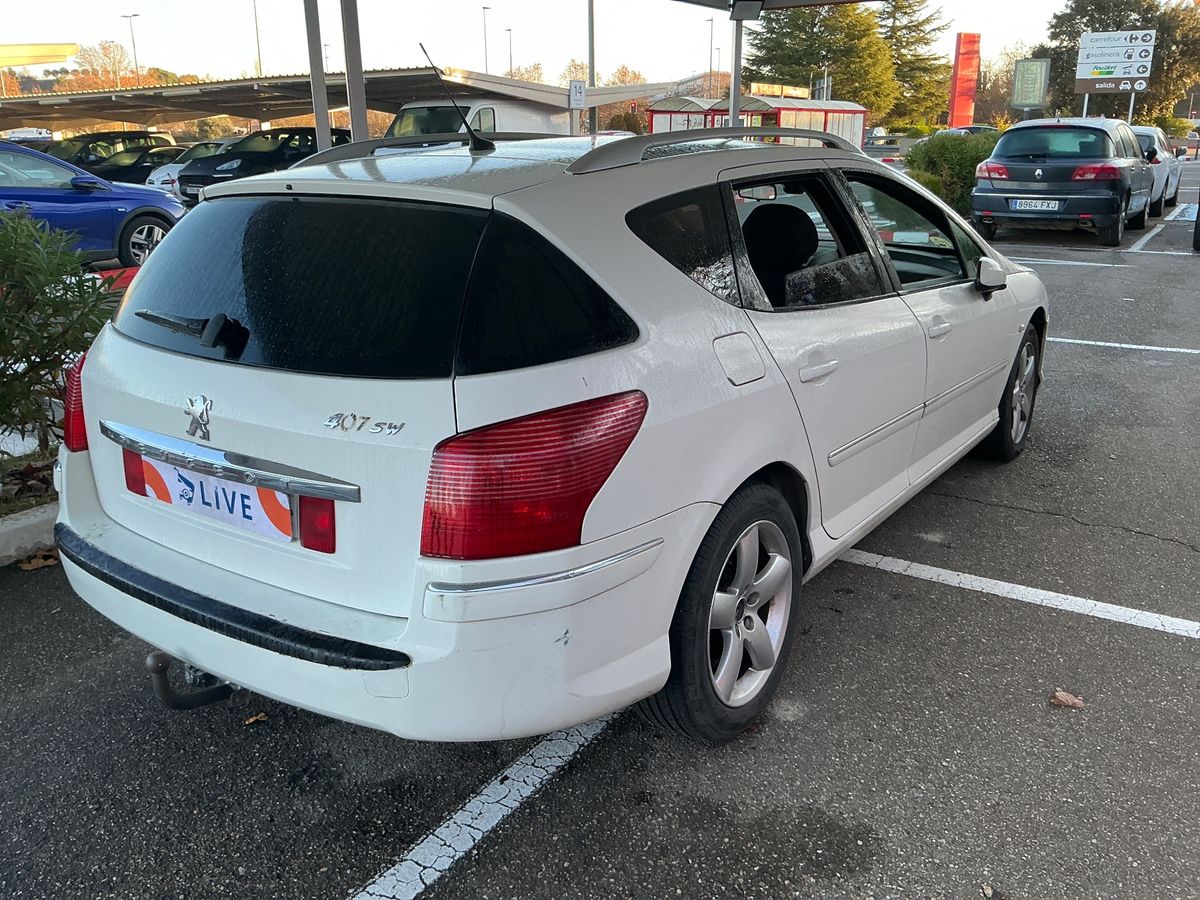 Peugeot 407 2.2 HDi Sport