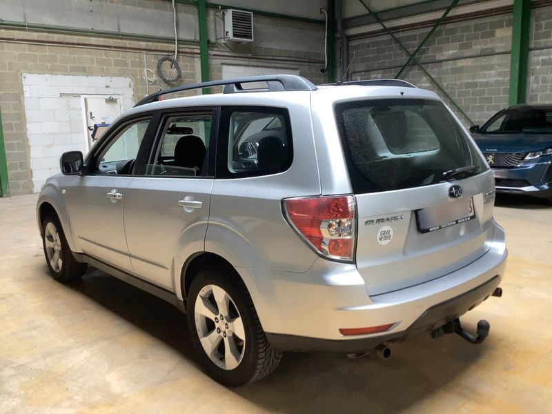 Subaru Forester 2.0 Diesel Comfort — zdjęcie 3