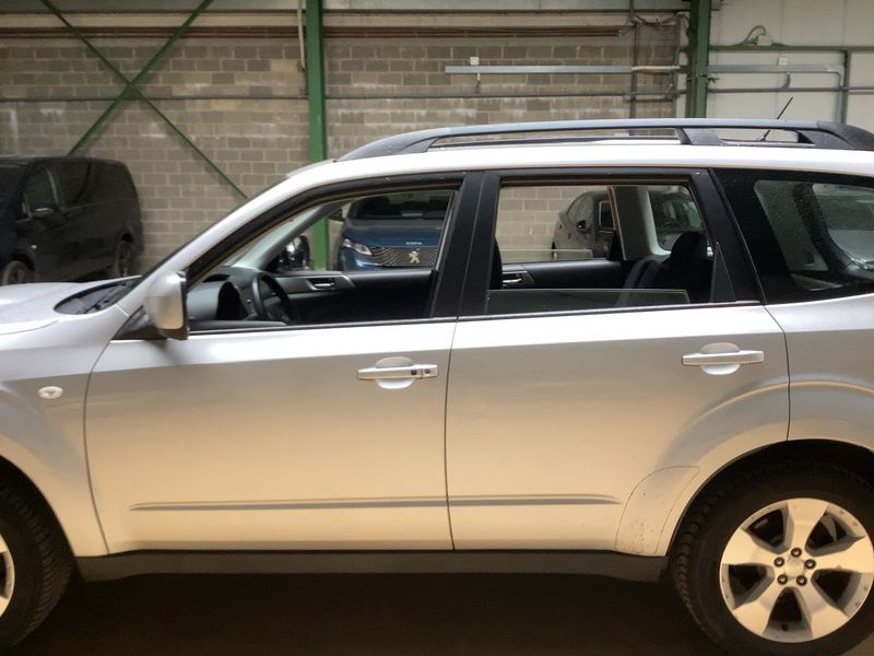 Subaru Forester 2.0 Diesel Comfort — zdjęcie 4