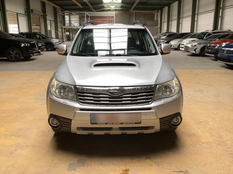 Subaru Forester 2.0 Diesel Comfort — zdjęcie 9