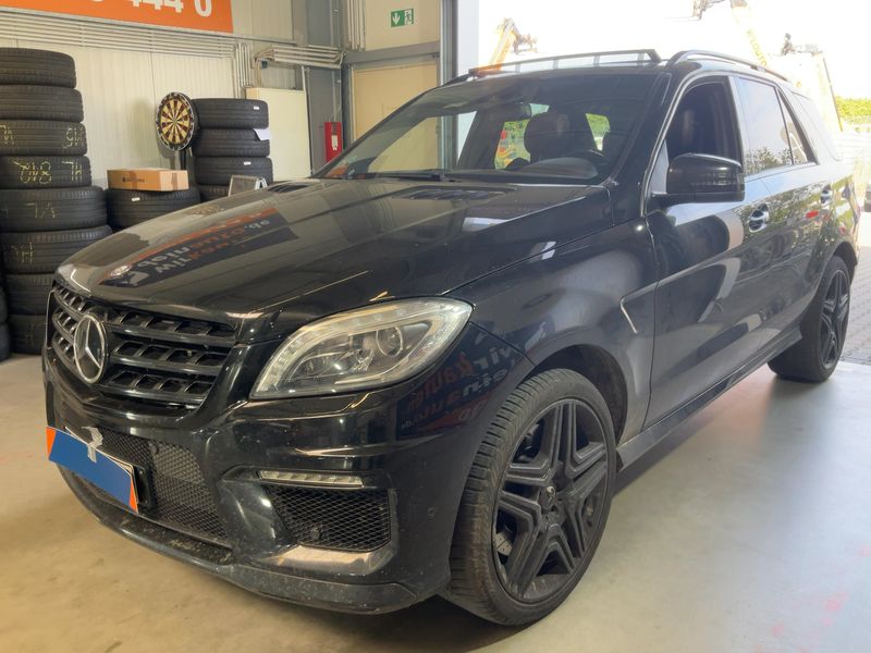 Mercedes-Benz M-Klasse