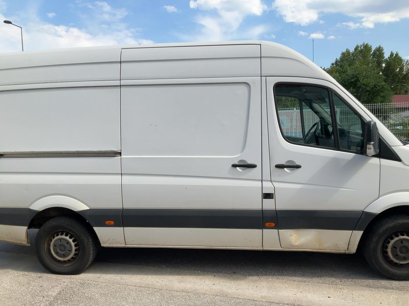 Volkswagen Crafter 2.0 TDI Kasten 35 mittlerer Radstand mit Hochdach — zdjęcie 7