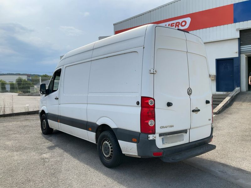 Volkswagen Crafter 2.0 TDI Kasten 35 mittlerer Radstand mit Hochdach — zdjęcie 3