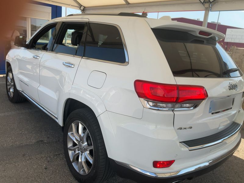 Jeep Grand Cherokee 3.0 CRD Summit — zdjęcie 3