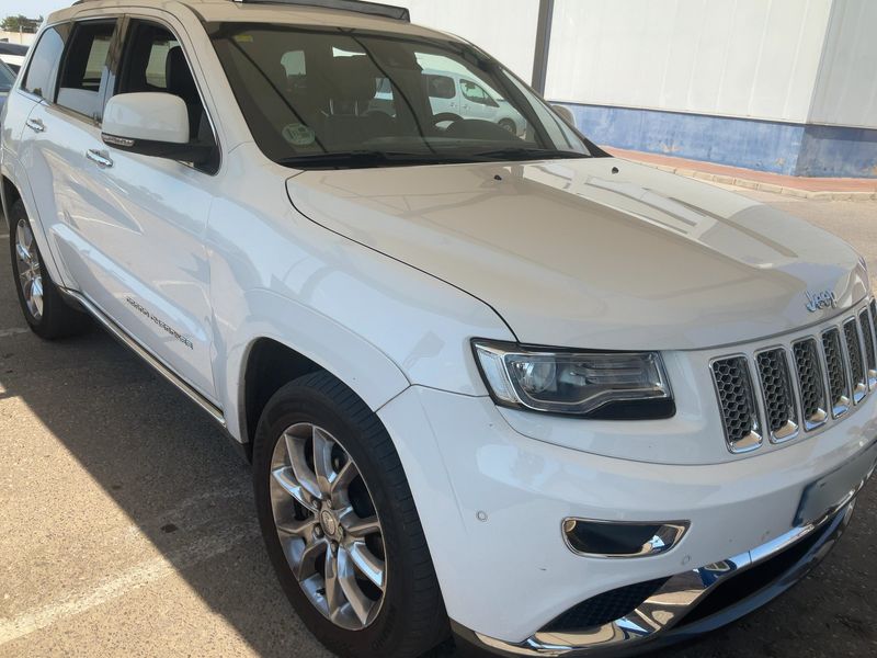 Jeep Grand Cherokee 3.0 CRD Summit — zdjęcie 8