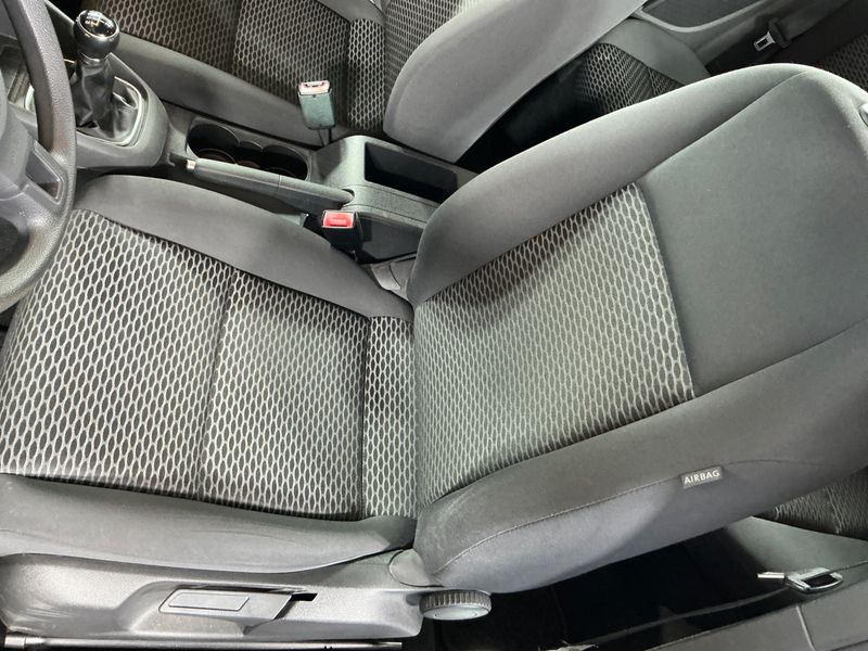 Volkswagen Golf VI 1.2 TSI Trendline 2011 – снимка 29